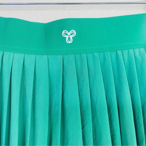 Aritzia Green TnAction Pleated Tennis Pro Micro Skort Size M - Picture 5 of 7